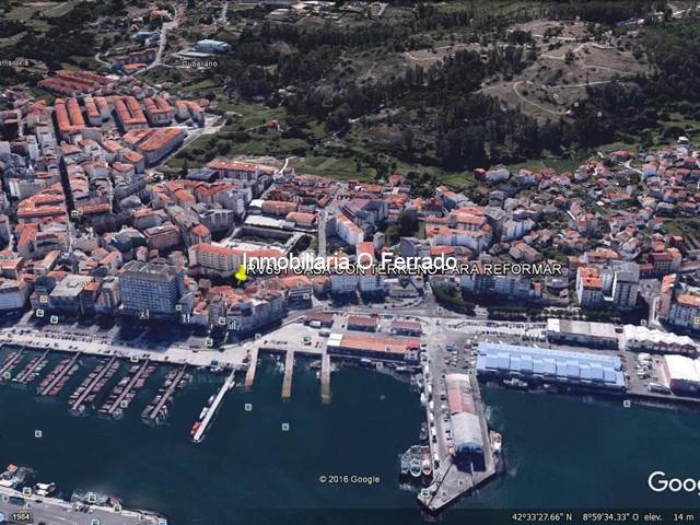 Casa con Terreno, Ribeira