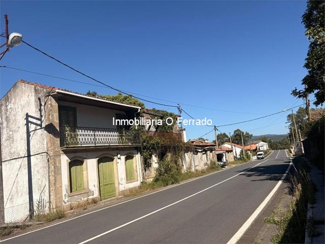 CASA  PARA REFORMAR  - Noia